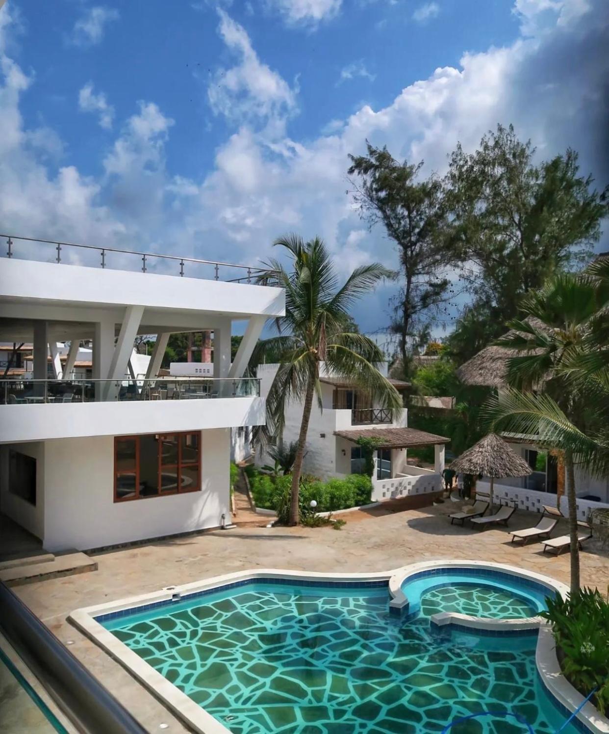Barracuda Inn Resort Watamu Exterior foto